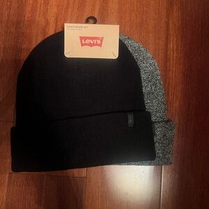 Levi's Dual-Tone Black and Gray Beanie Set